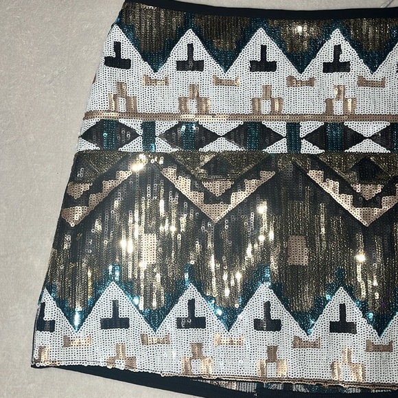 LUSH Sequin Mini Skirt - Geometric Design, Party Wear, NWT - Picture 8 of 11